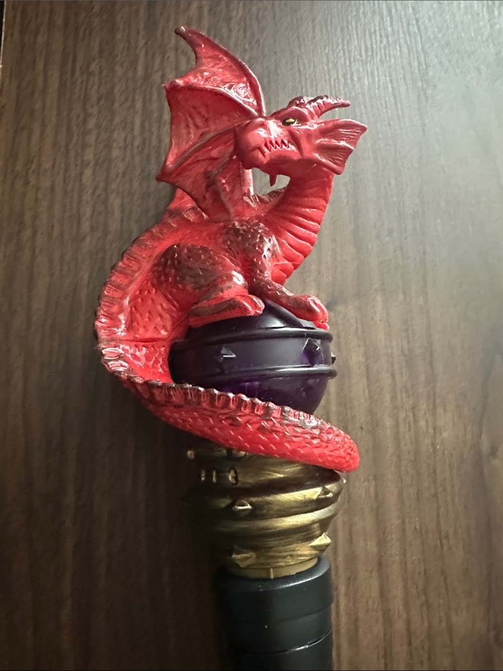 LIMITED/RARE-RED DRAGON Decorative GREAT WOLF LODGE WAND.